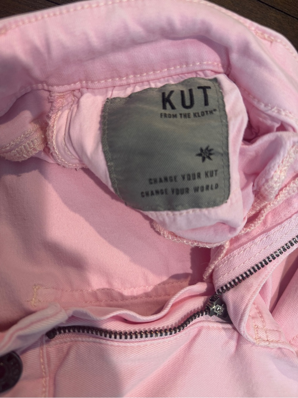Kut from the Kloth Amy Cropped Straight Leg Jeans - Picture 5 of 6